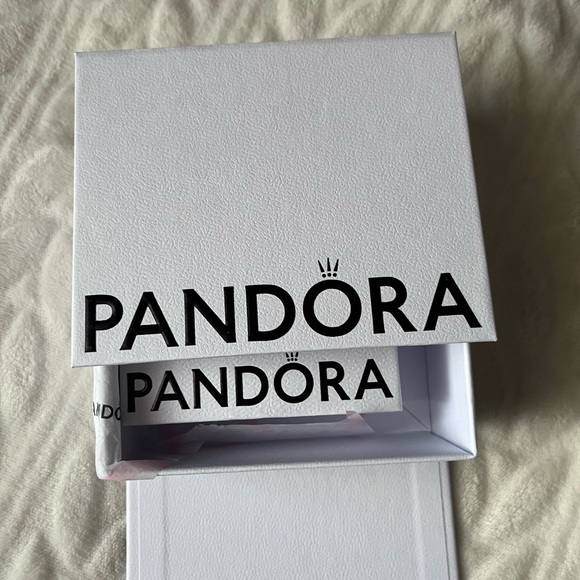 Pandora moments shooting star bangle bracelet 🥰 - Picture 5 of 5